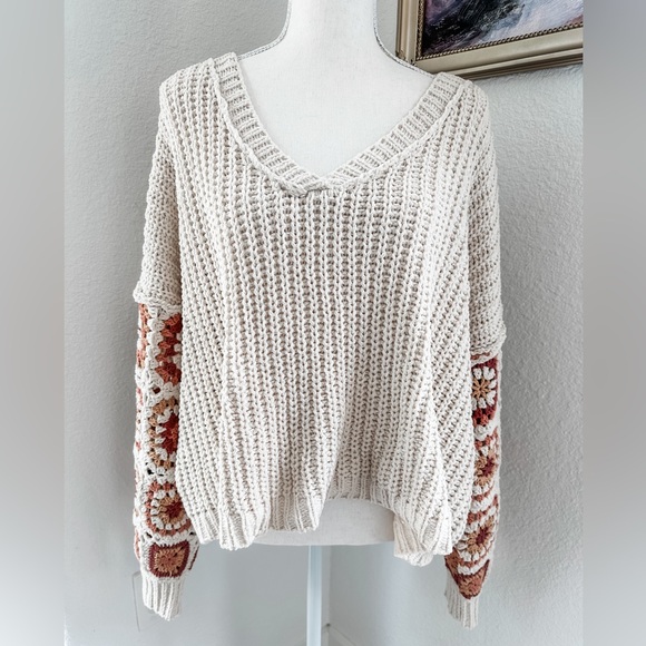 POL Sweater Chenille Crochet Small - Picture 7 of 13